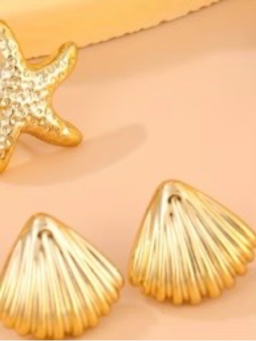 Gold Starfish & Shell Earring Set - Picture 4 of 4